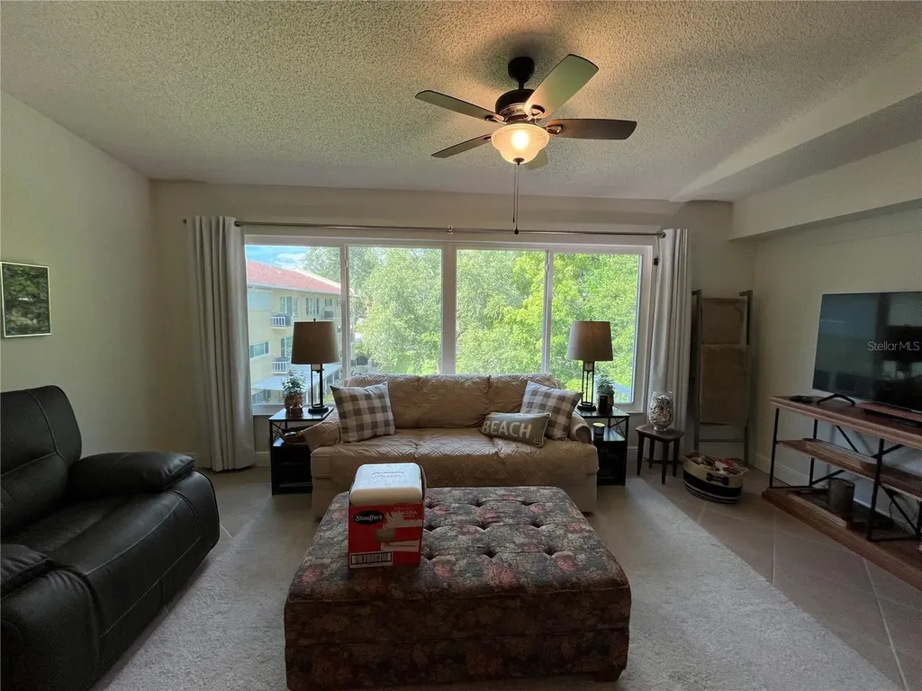 2222 Norwegian Drive Clearwater FL 33763