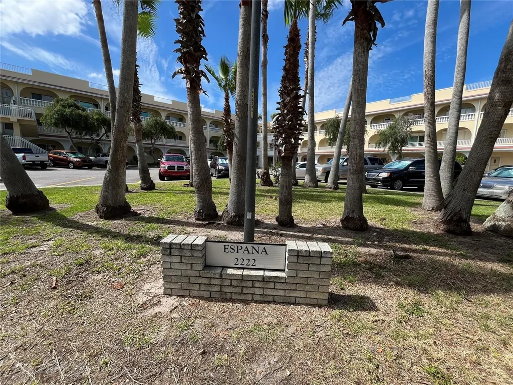 2222 Norwegian Drive Clearwater FL 33763