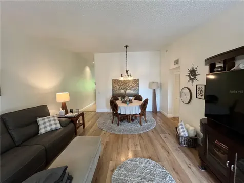 2222 Norwegian Drive Clearwater FL 33763