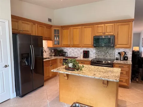 2222 Norwegian Drive Clearwater FL 33763