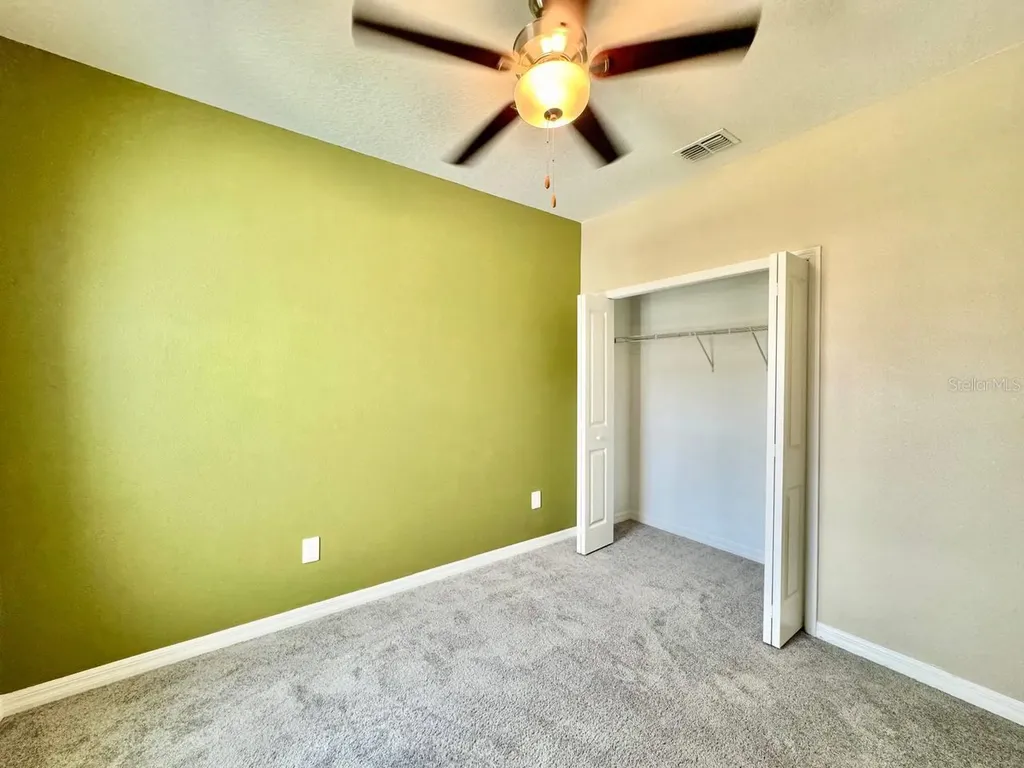 10809 Fowlers Bluff Court Tampa FL 33647