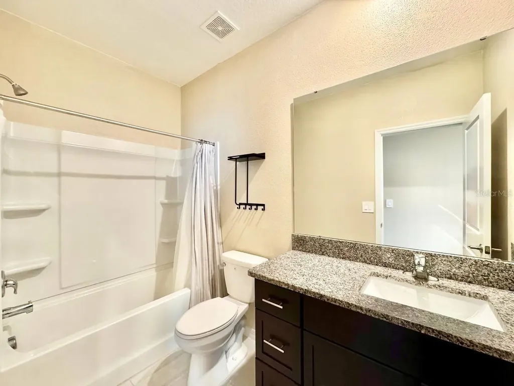 10809 Fowlers Bluff Court Tampa FL 33647