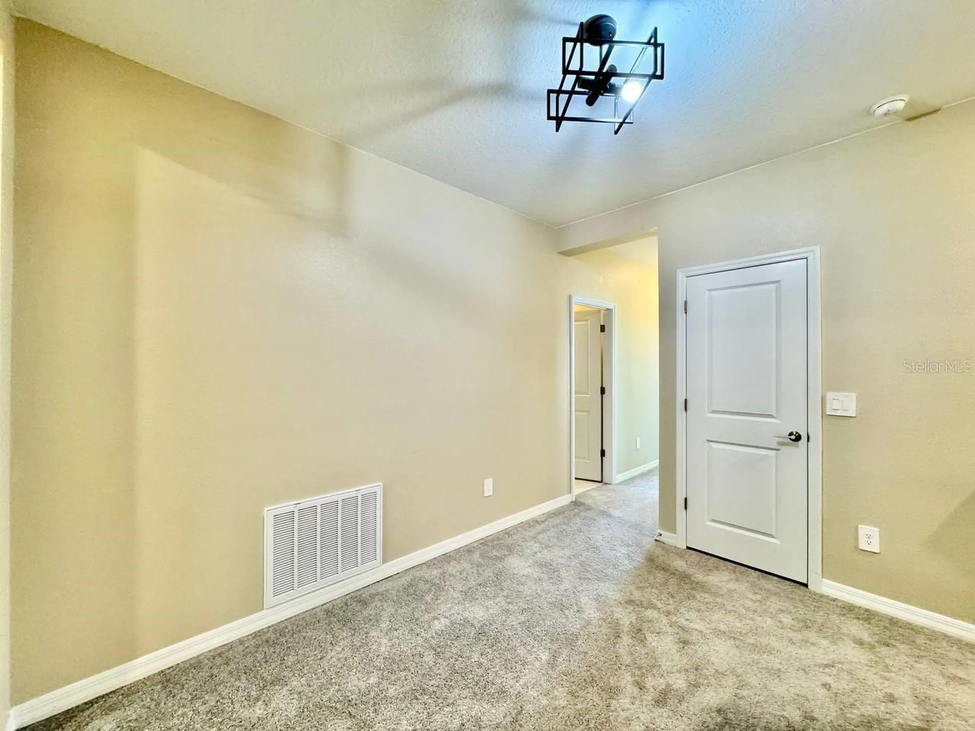 10809 Fowlers Bluff Court Tampa FL 33647