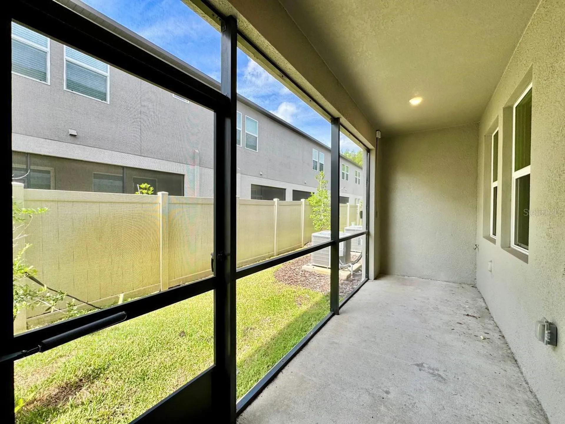 10809 Fowlers Bluff Court Tampa FL 33647