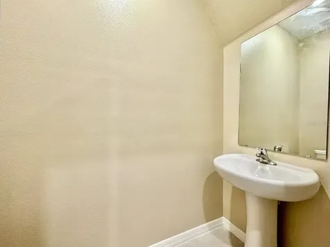 10809 Fowlers Bluff Court Tampa FL 33647