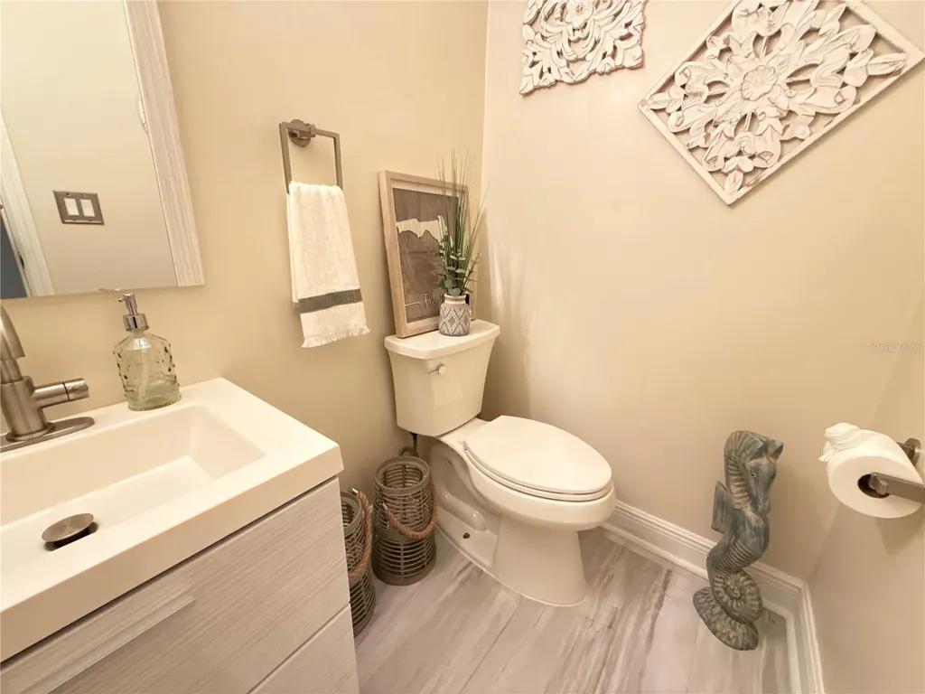 9918 Bay Vista Estates Boulevard Orlando FL 32836