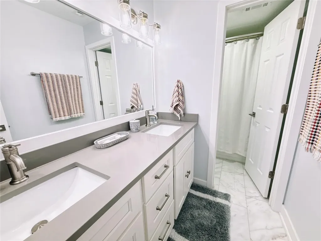 9918 Bay Vista Estates Boulevard Orlando FL 32836
