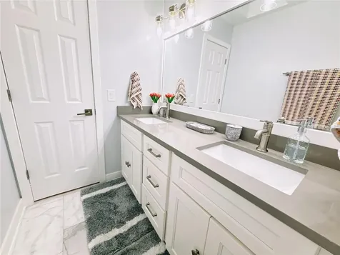 9918 Bay Vista Estates Boulevard Orlando FL 32836
