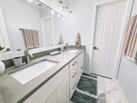9918 Bay Vista Estates Boulevard Orlando FL 32836
