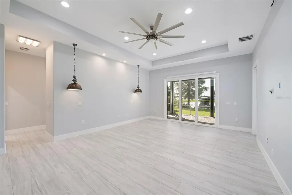 4931 Dora Drive Mount Dora FL 32757