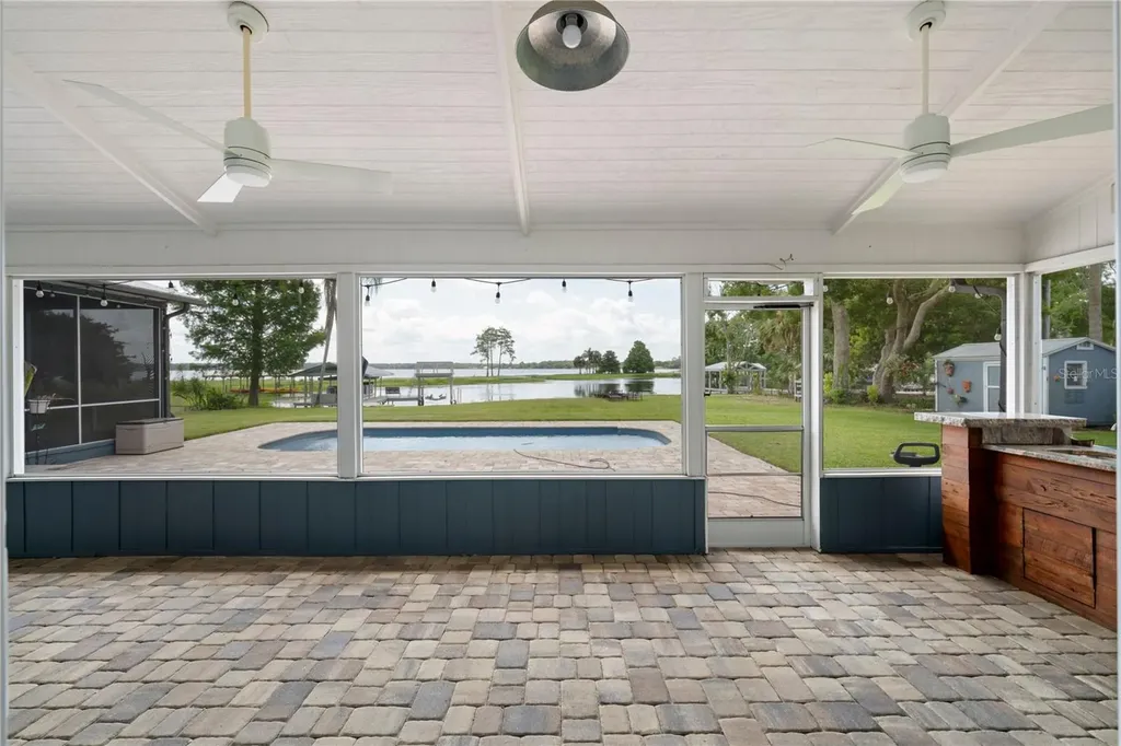 4931 Dora Drive Mount Dora FL 32757