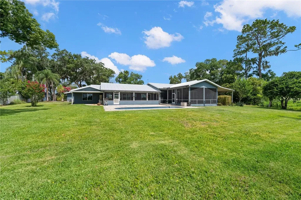 4931 Dora Drive Mount Dora FL 32757