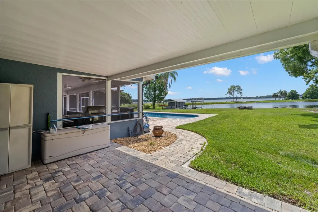 4931 Dora Drive Mount Dora FL 32757