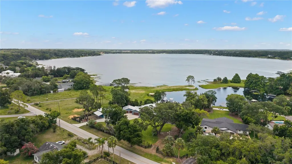 4931 Dora Drive Mount Dora FL 32757