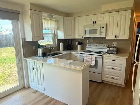 4901 Picture Avenue Holiday FL 34690