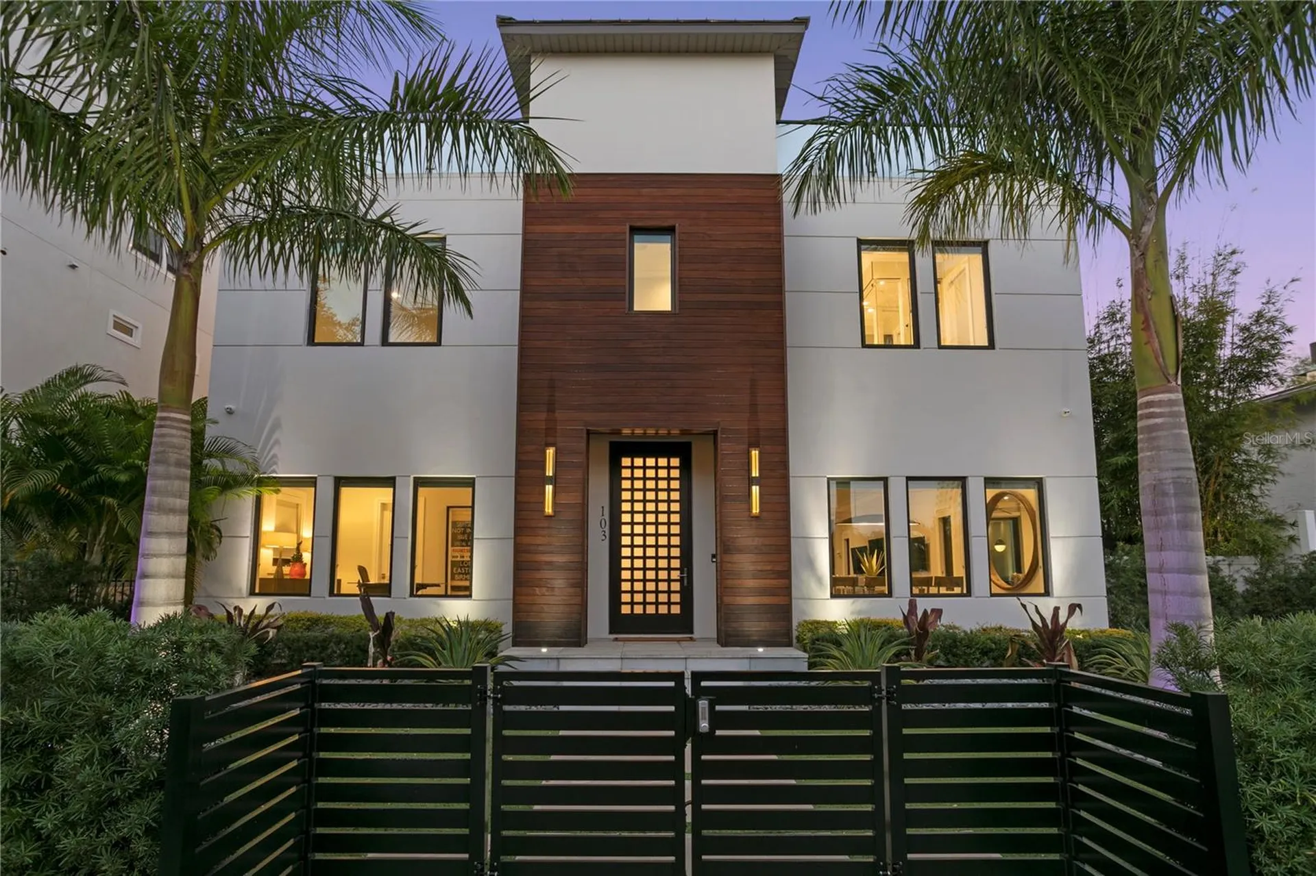 103 5th Avenue N St Petersburg FL 33701