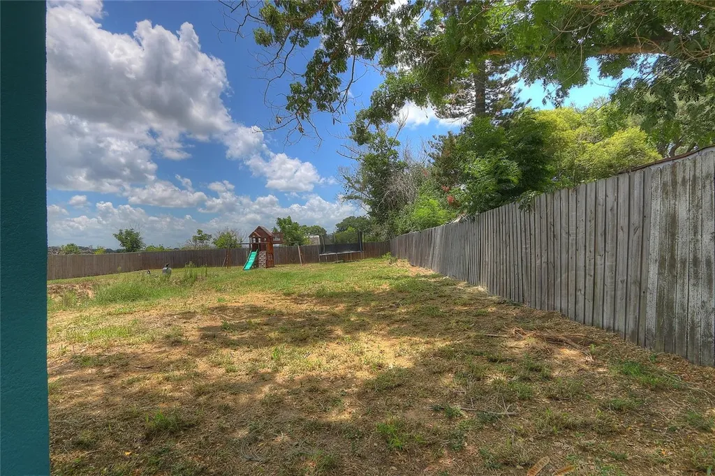 110 Plum Avenue Frostproof FL 33843
