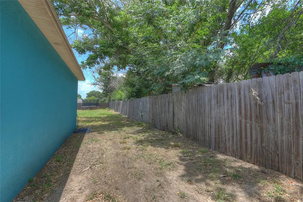110 Plum Avenue Frostproof FL 33843