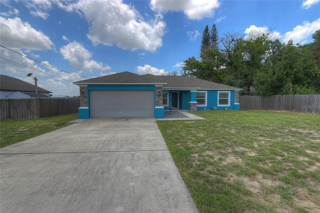 110 Plum Avenue Frostproof FL 33843