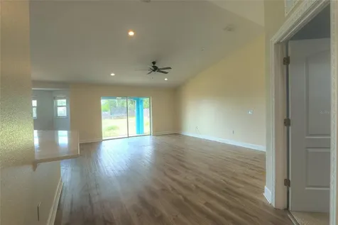 110 Plum Avenue Frostproof FL 33843