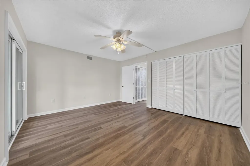 951 79th Avenue N St Petersburg FL 33702