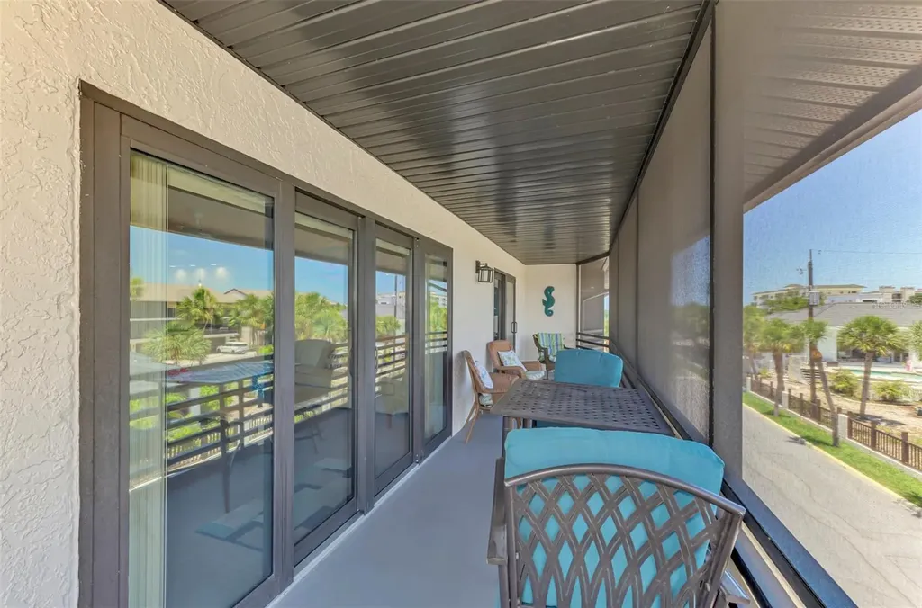 2729 N Beach Road Englewood FL 34223