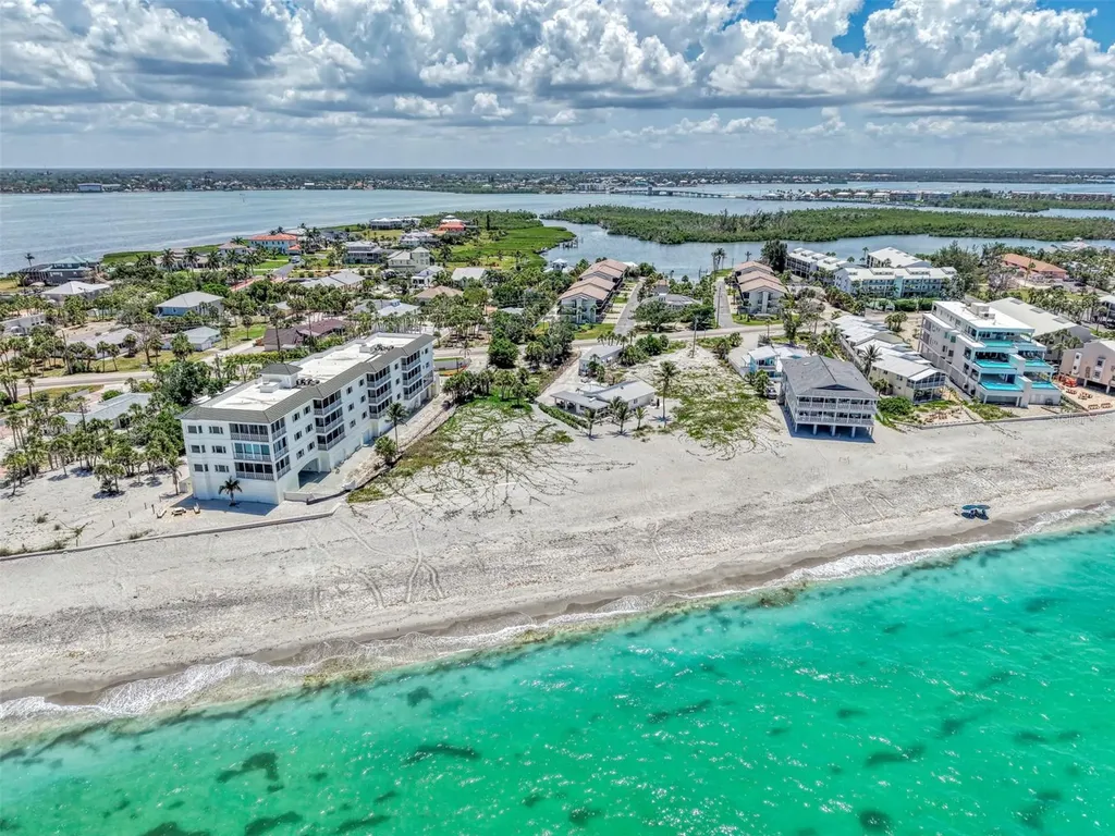 2729 N Beach Road Englewood FL 34223