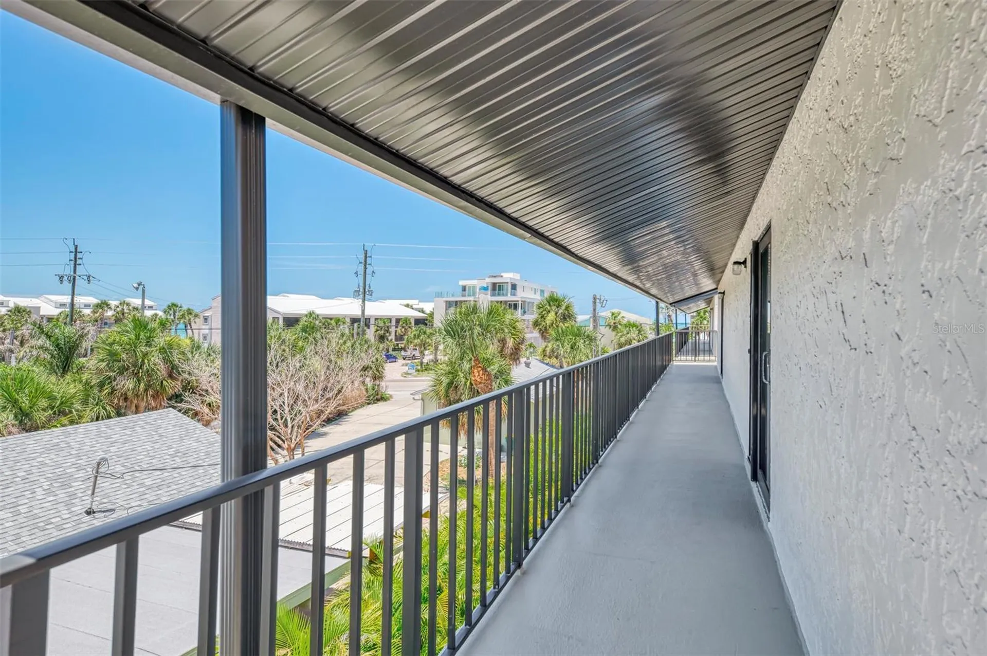 2729 N Beach Road Englewood FL 34223
