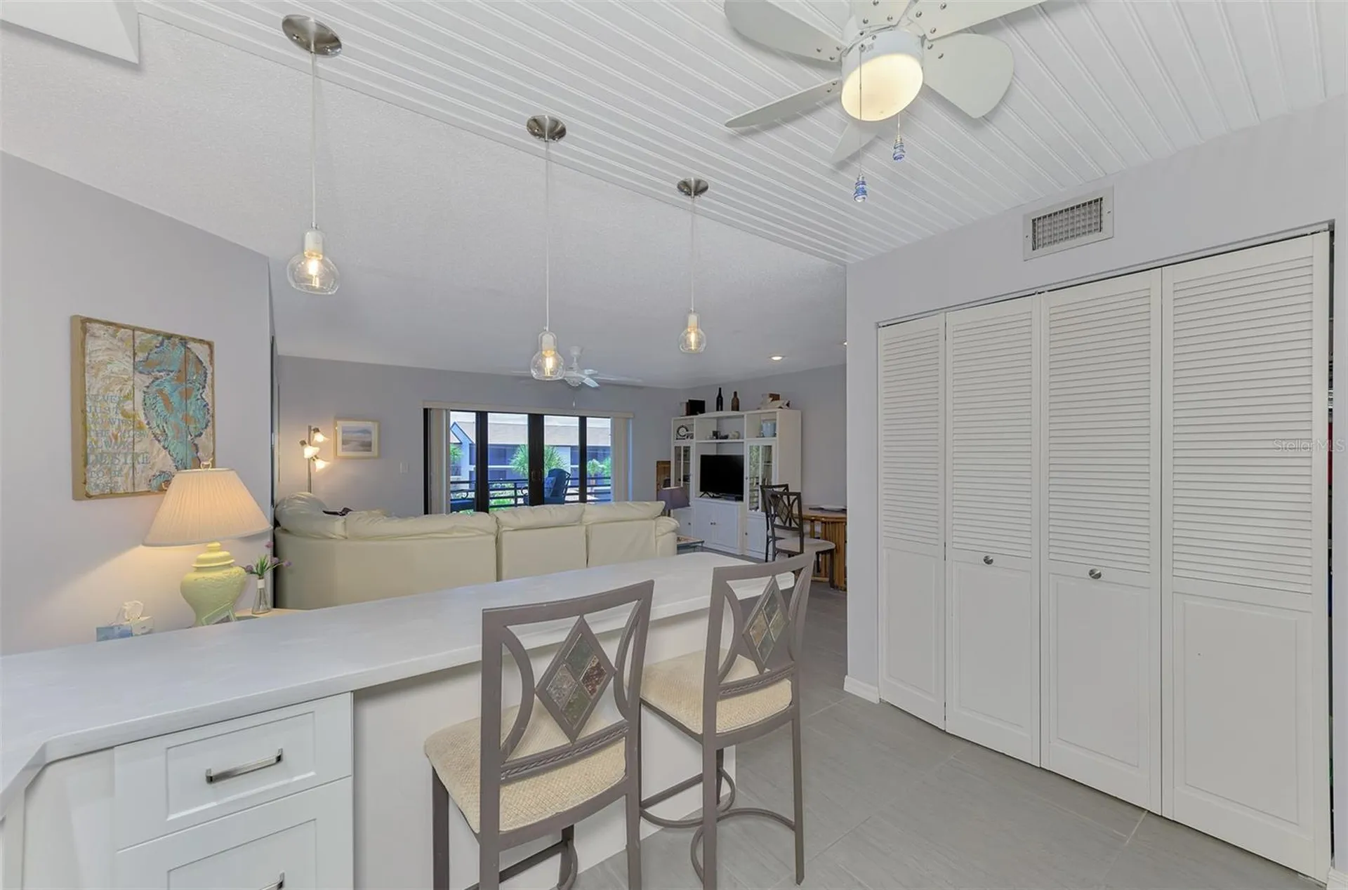2729 N Beach Road Englewood FL 34223