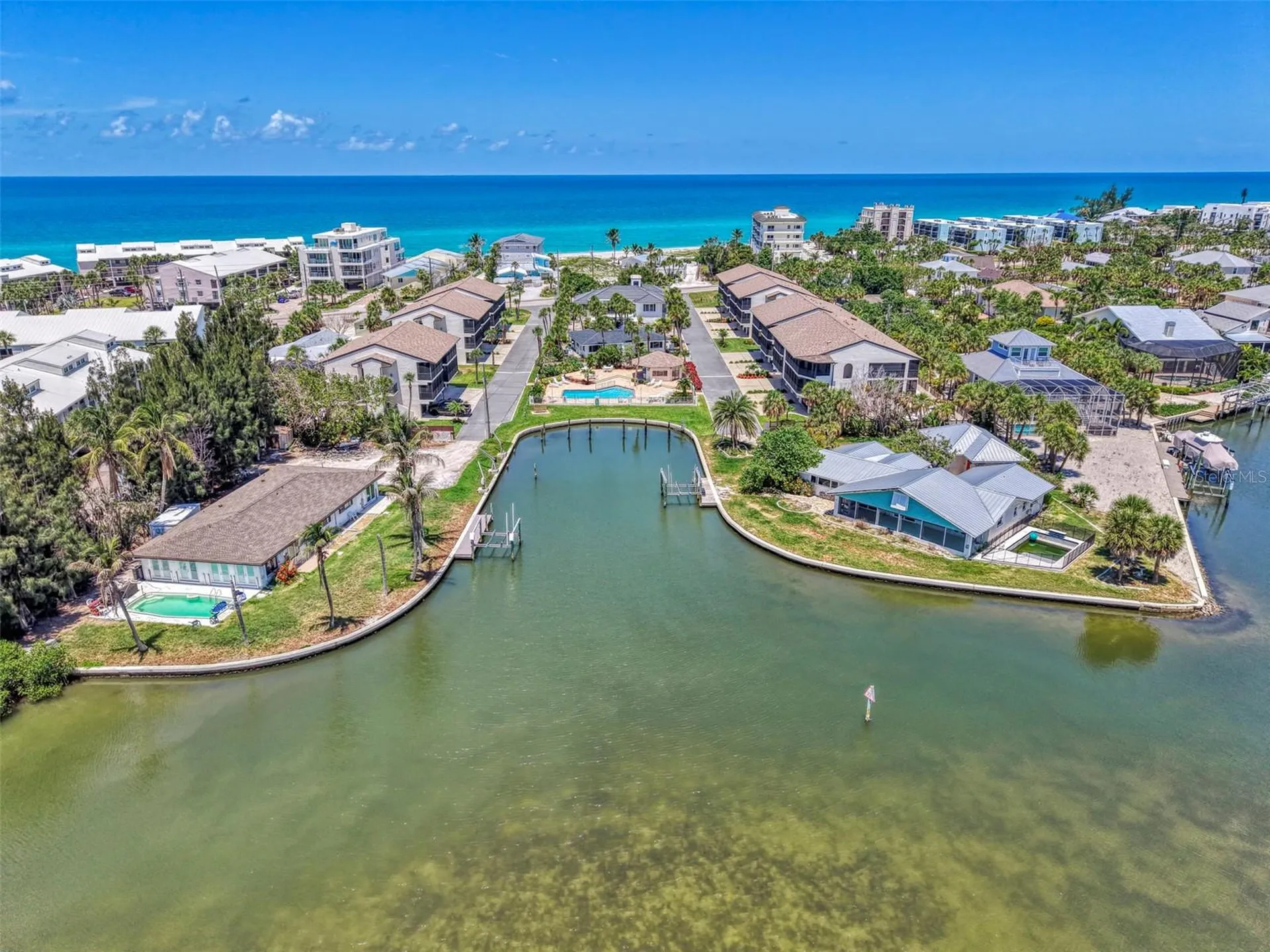 2729 N Beach Road Englewood FL 34223