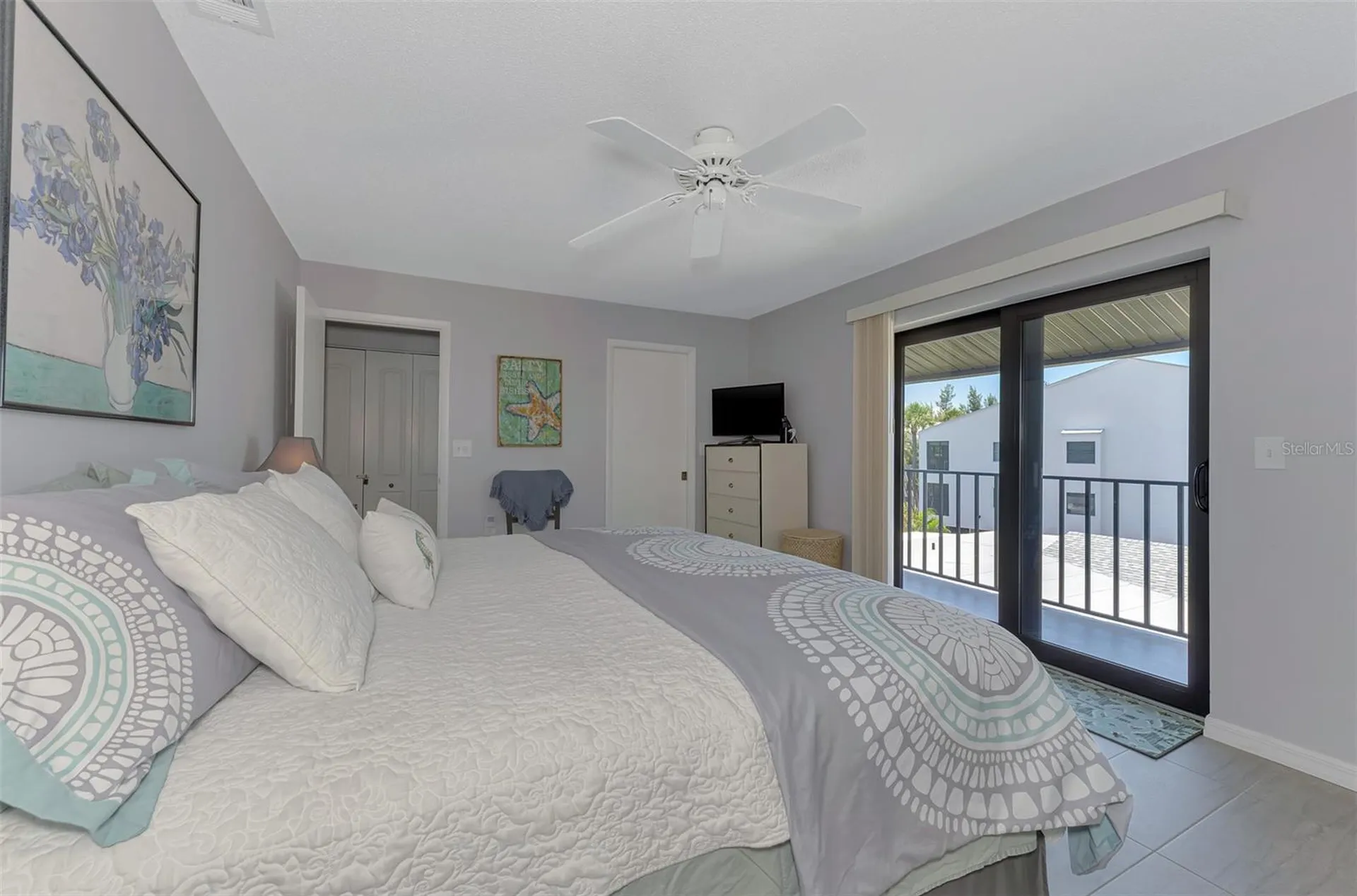 2729 N Beach Road Englewood FL 34223