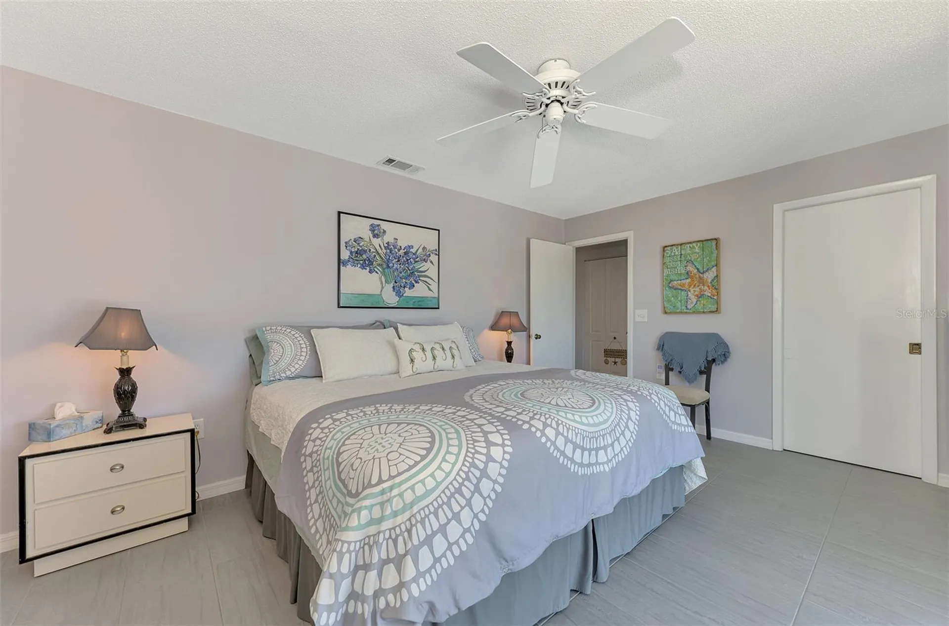 2729 N Beach Road Englewood FL 34223