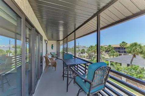 2729 N Beach Road Englewood FL 34223