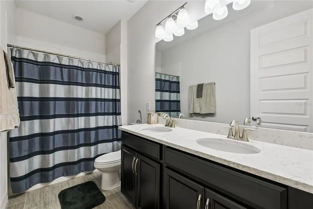 1096 Wood Dale Circle Oviedo FL 32765