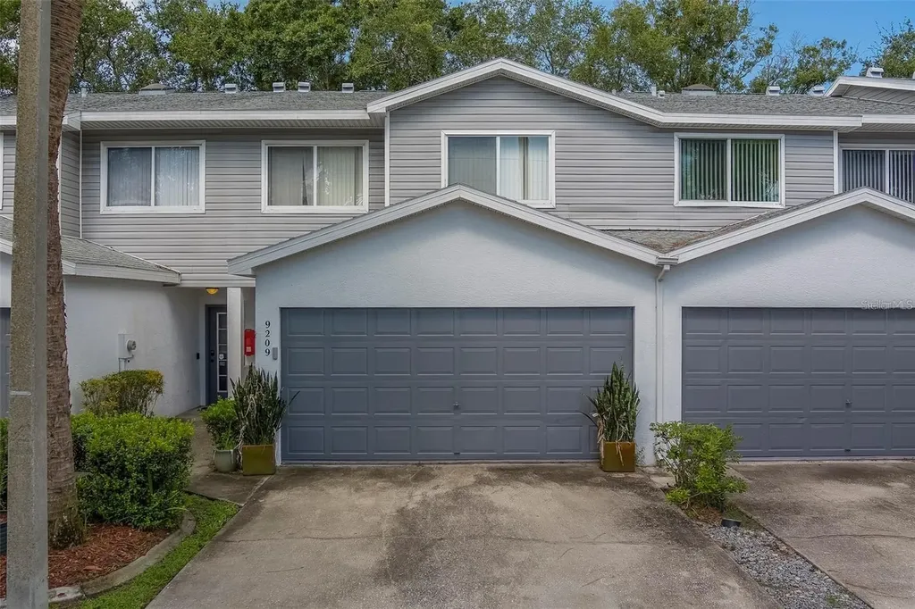 9209 Jakes Path Largo FL 33771
