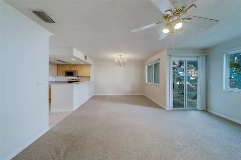 9209 Jakes Path Largo FL 33771