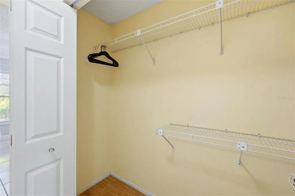 3663 Longmeadow Sarasota FL 34235