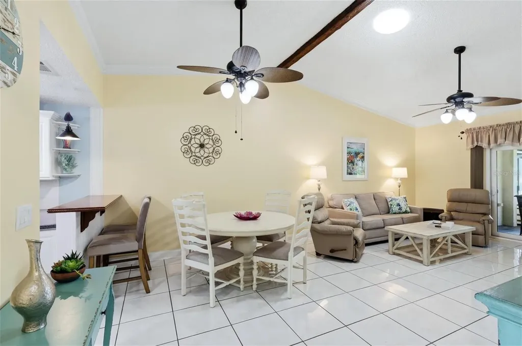 3663 Longmeadow Sarasota FL 34235