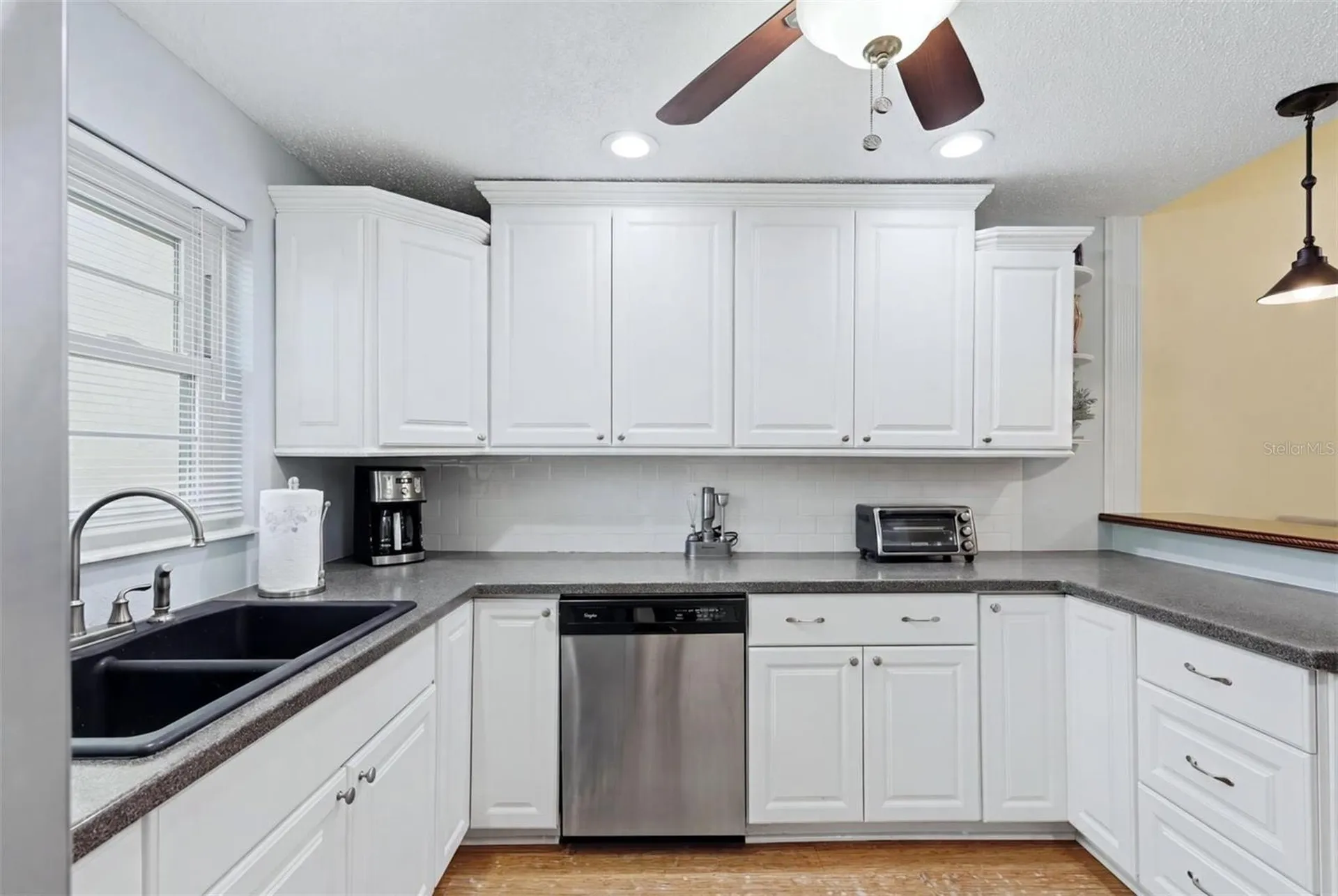 3663 Longmeadow Sarasota FL 34235