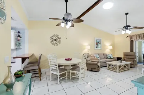 3663 Longmeadow Sarasota FL 34235