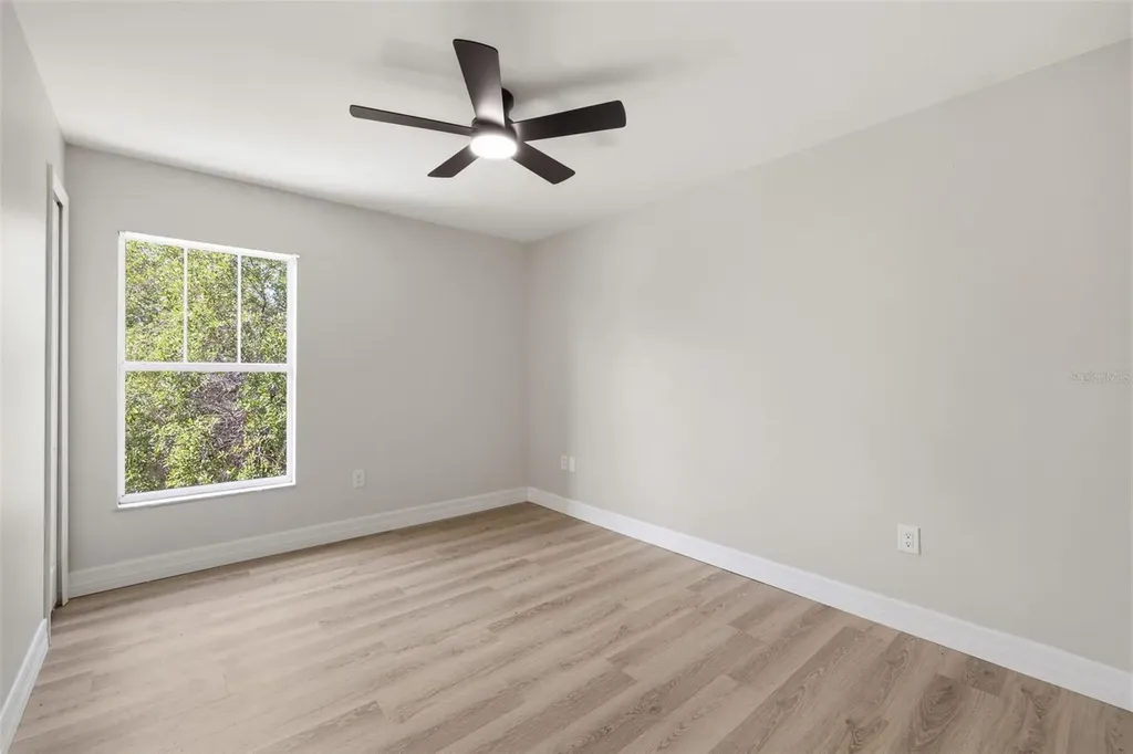 319 E Hanlon Street Tampa FL 33604