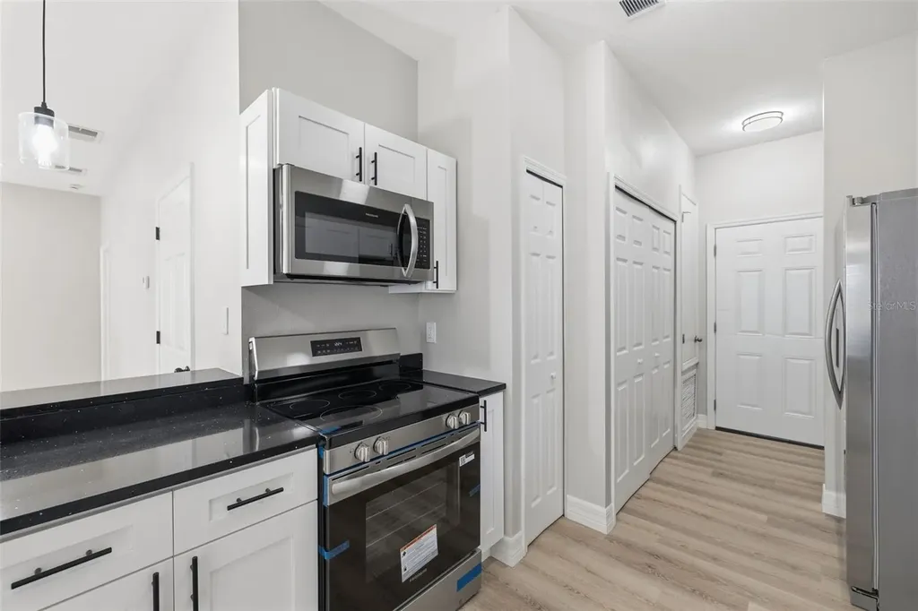 319 E Hanlon Street Tampa FL 33604