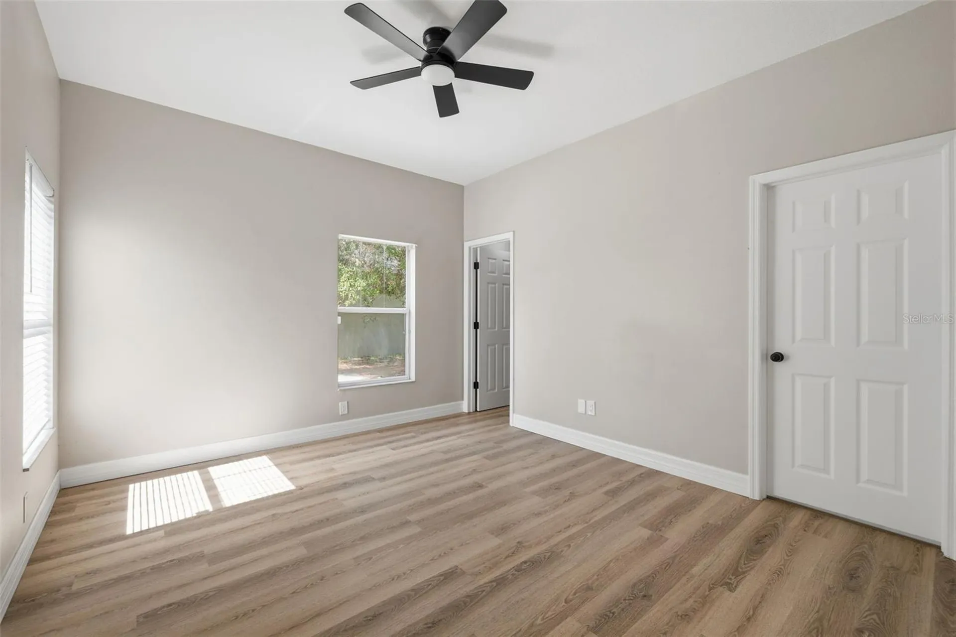 319 E Hanlon Street Tampa FL 33604
