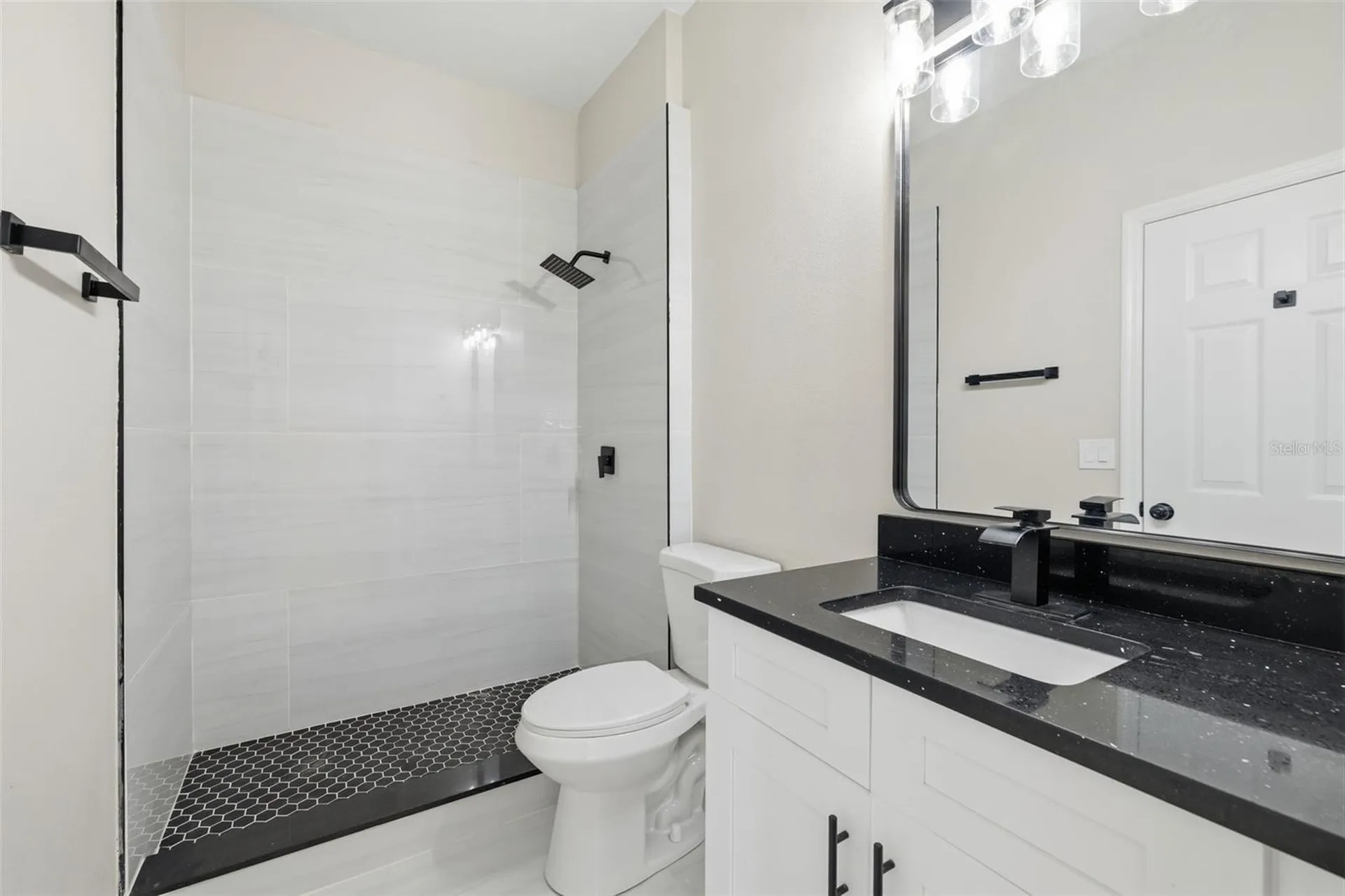 319 E Hanlon Street Tampa FL 33604