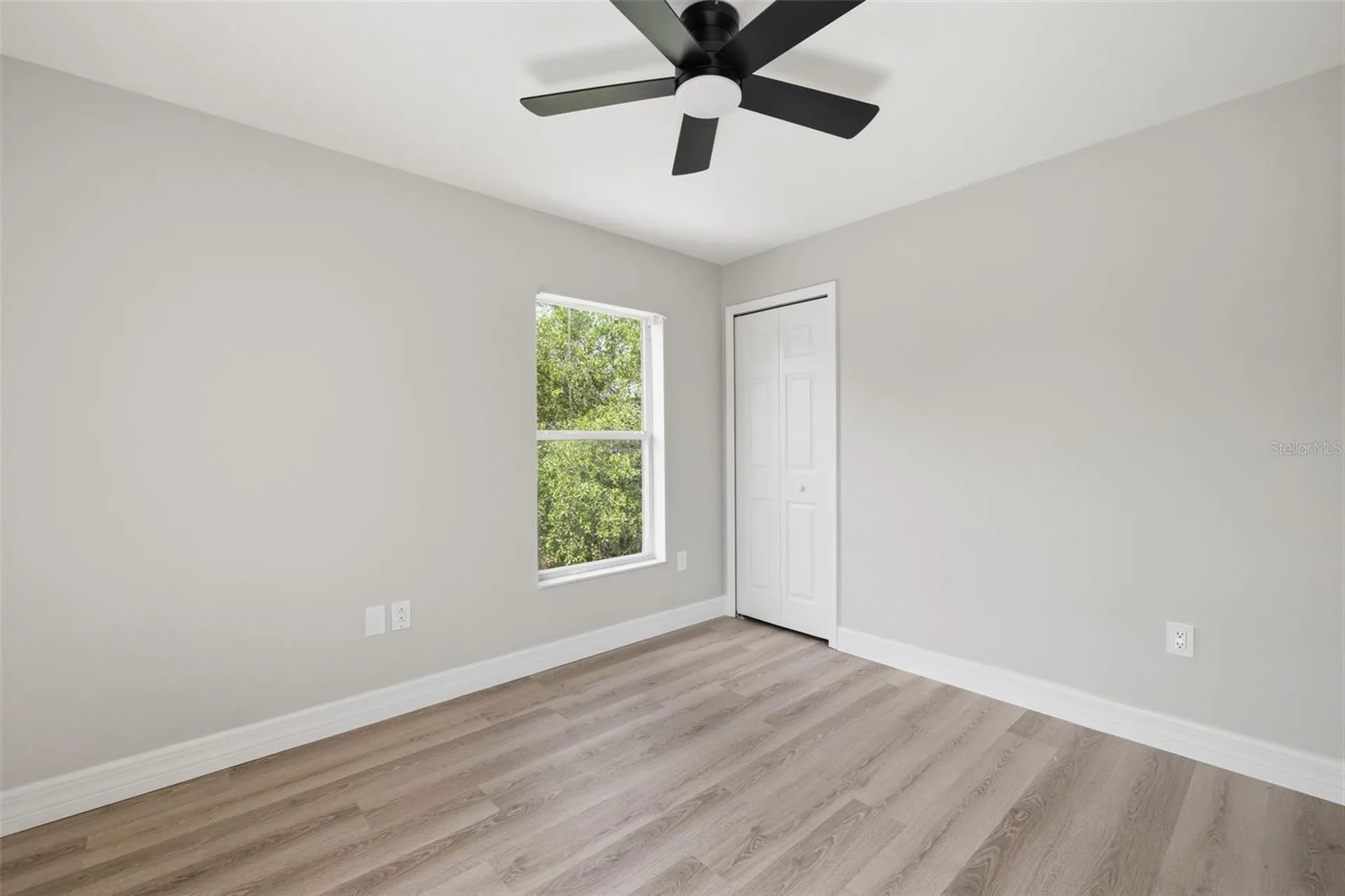 319 E Hanlon Street Tampa FL 33604