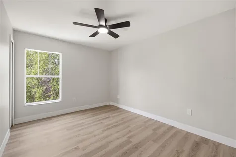 319 E Hanlon Street Tampa FL 33604