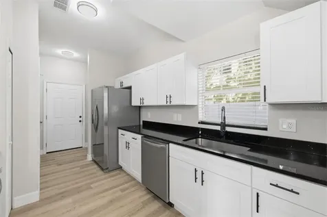 319 E Hanlon Street Tampa FL 33604