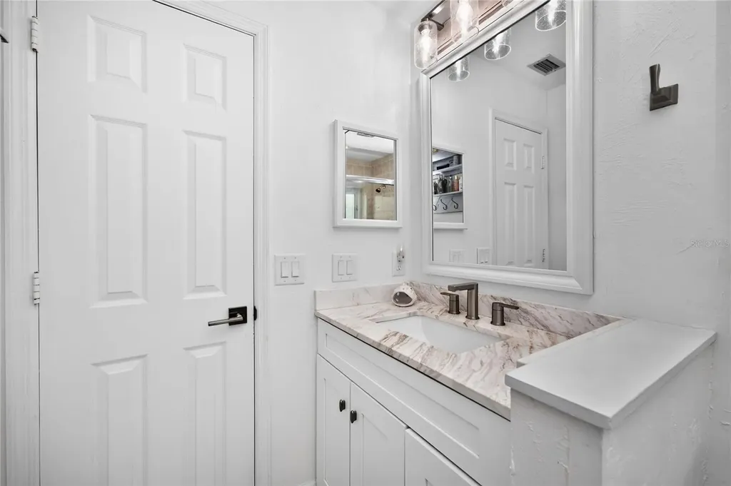 1013 Bay Harbor Drive Englewood FL 34224