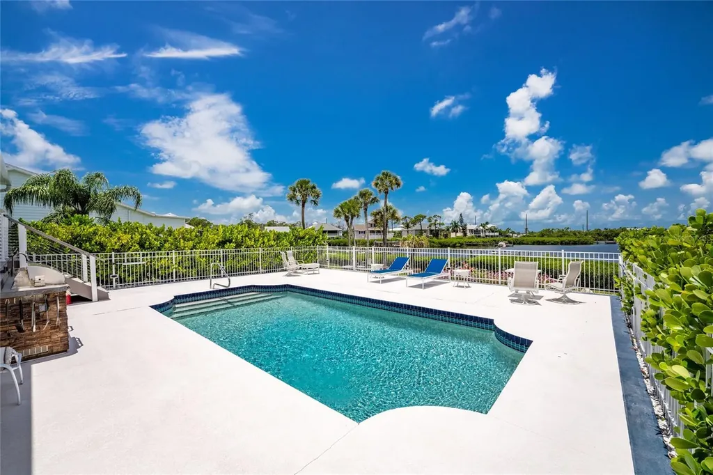 1013 Bay Harbor Drive Englewood FL 34224