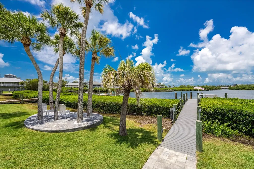 1013 Bay Harbor Drive Englewood FL 34224